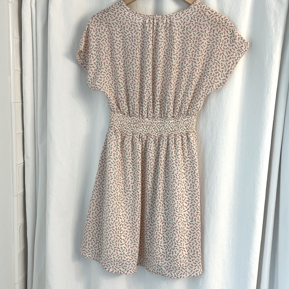 XS Sienna Sky White Dolman Sleeve V-Neck Sundress with delicate pink flowers. - Picture 7 of 7